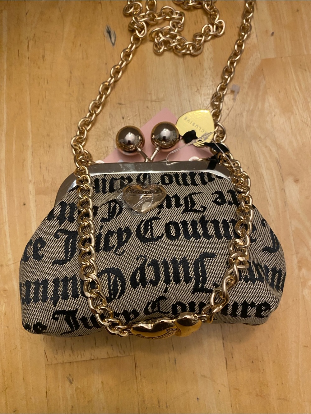 Juicy Couture Mini Kisslock Crossbody with Gold chain & Hardware. Logo. NWT. - Picture 5 of 6